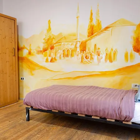 Buff Hostel