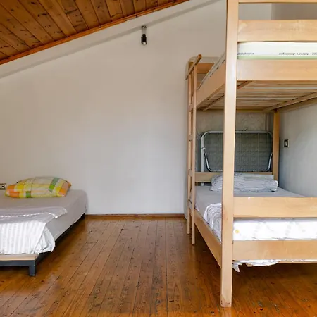Hostel Buff Τίρανα