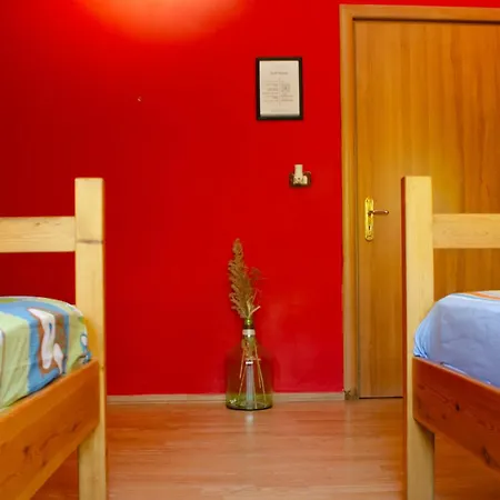 Hostel Buff *