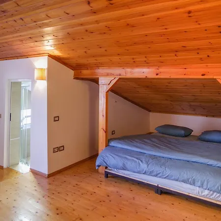 Buff Hostel Τίρανα