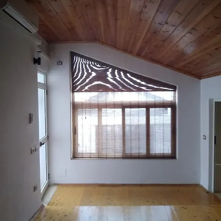 Buff Hostel Tirana